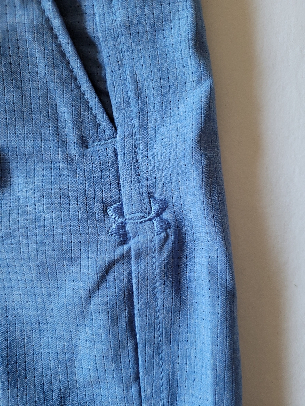 NWT Under Armour Men's Sky Blue Flat Front Performance Shorts Size 32 - Picture 3 of 10